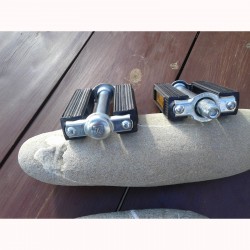 Union R Classic Block Bicycle Pedals with metal housing 9/16 thread