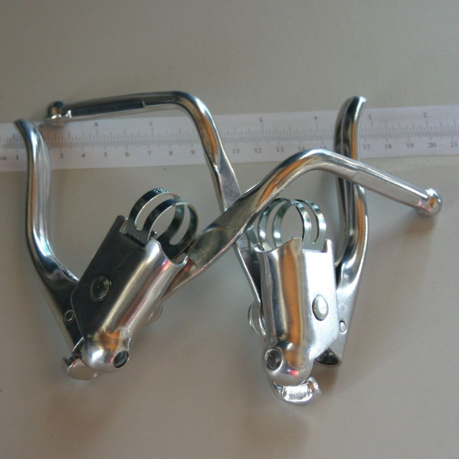 SET SAFETY BRAKE LEVERS BICYCLE RACING BIKES FIXIES W/DROP HANDLEBARS NOS